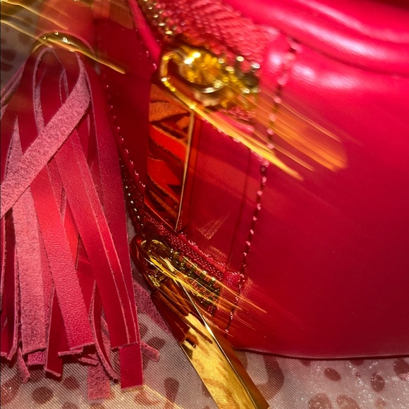 Joy & Iman Cherry Red Leather Crossbody Bag - Picture 3 of 12